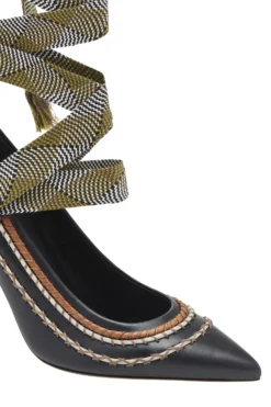 ULLA JOHNSON Salma Ribbon High Heel - Noir 9 ULLA JOHNSON Salma Ribbon High Heel - Noir -ULLA JOHNSON FA231018 RIBBONHIGHHEEL NOIR c r