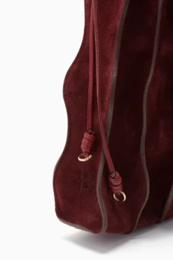ULLA JOHNSON Adria Large Pleated Wave Bag - Mahogany 8 ULLA JOHNSON Adria Large Pleated Wave Bag - Mahogany -ULLA JOHNSON FA231124 ADRIALARGEPLEATEDWAVEBAG MAHAGONY c r web