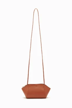 ULLA JOHNSON Imogen Large Makeup Pouch - Sierra -ULLA JOHNSON FA231310 IMOGENLARGEMAKEUPPOUCH SIERRA e r web d86b79e1 88b1 4b3e b3ff 8d62080a4cd7