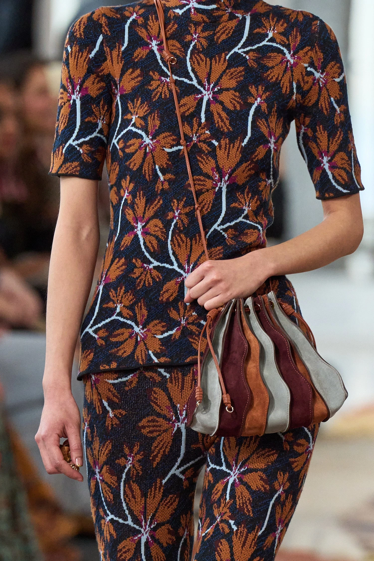 ULLA JOHNSON Adria Small Pleated Wave Bag - Agave Colorblock 5 ULLA JOHNSON Adria Small Pleated Wave Bag - Agave Colorblock - Image 5