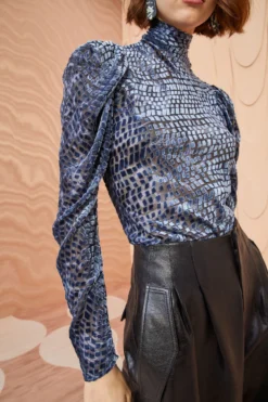 ULLA JOHNSON Althea Turtleneck - Marine 8 ULLA JOHNSON Althea Turtleneck - Marine -ULLA JOHNSON ULLA JOHNSON Althea Turtleneck MARINE 0146