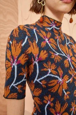 ULLA JOHNSON Flora Top - Bellflower 8 ULLA JOHNSON Flora Top - Bellflower -ULLA JOHNSON ULLA JOHNSON Flora Top BELLFLOWER 02 ALT