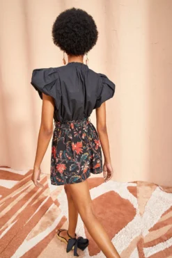 ULLA JOHNSON Leica Shorts - Obsidian 9 ULLA JOHNSON Leica Shorts - Obsidian -ULLA JOHNSON ULLA JOHNSON Leica Shorts OBSIDIAN 0189