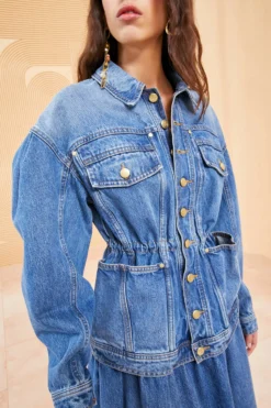 ULLA JOHNSON The Odette Jacket - Danube Medium Indigo Wash 7 ULLA JOHNSON The Odette Jacket - Danube Medium Indigo Wash -ULLA JOHNSON ULLA JOHNSON ODETTE JACKET DANUBE 02 0094 MAIN