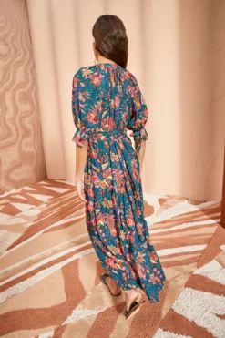 ULLA JOHNSON Selena Coverup - Delphinium 7 ULLA JOHNSON Selena Coverup - Delphinium -ULLA JOHNSON ULLA JOHNSON Selena Coverup DELPHINIUM 0157