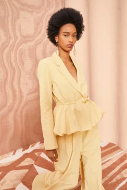 ULLA JOHNSON Talie Blazer - Dune -ULLA JOHNSON ULLA JOHNSON Talie Blazer DUNE 0164