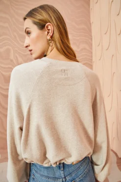 ULLA JOHNSON Tess Pullover - Oatmeal -ULLA JOHNSON ULLA JOHNSON Tess Pullover OATMEAL 05